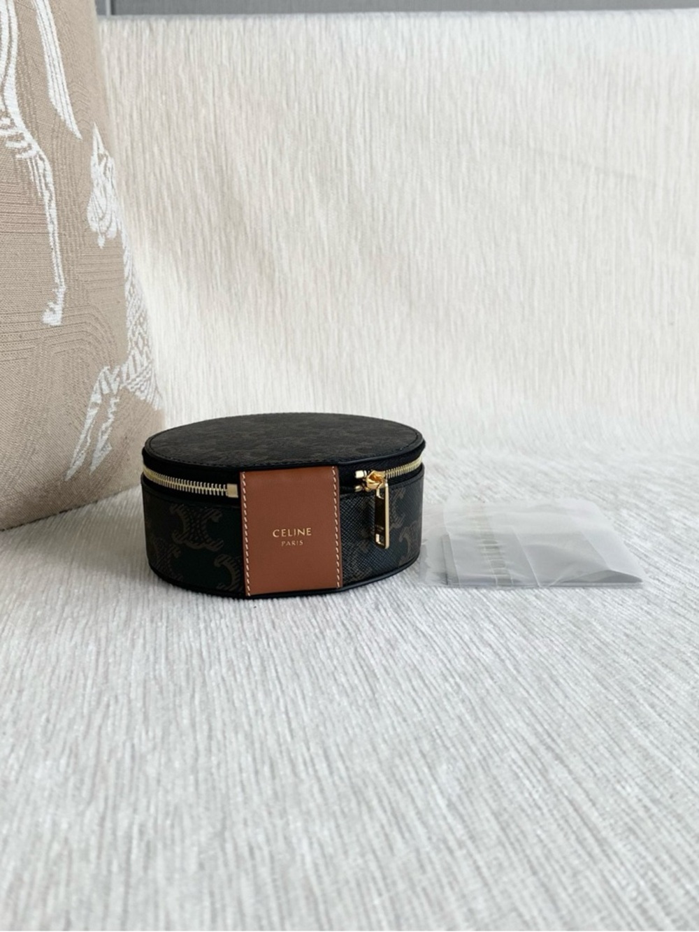 Celine | Round Triomphe Jewelry Case | Mint Condition | 11×10×5cm